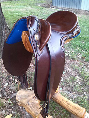 Traditional Saddles