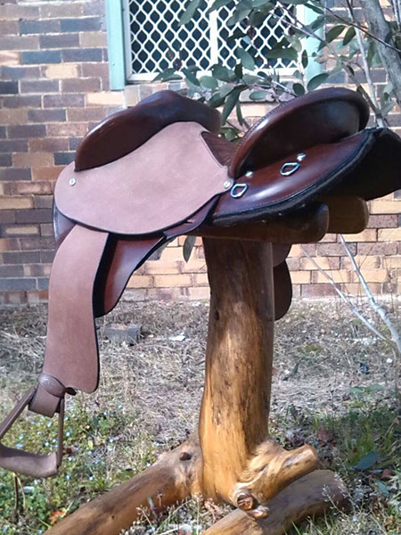 Stock Western Fender Saddle